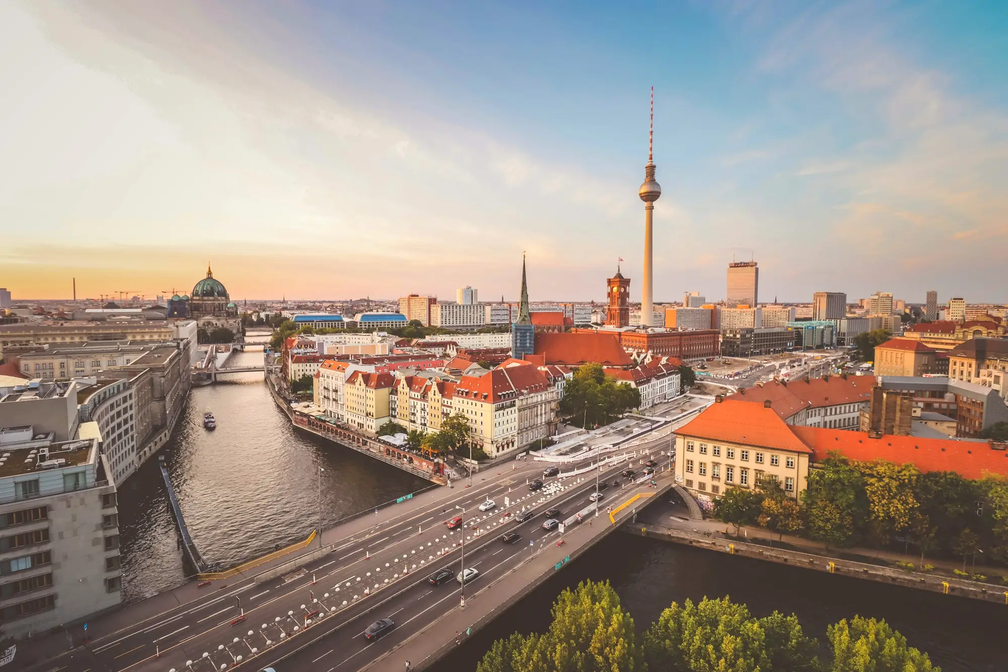 Berlin, Friperies, galeries, clubs ouverts jusqu’au lundi